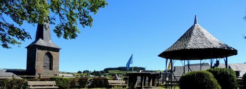 Des tableaux numériques interactifs vont équiper l'école de La Tour  d'Auvergne (Puy-de-Dôme) - La Tour-d'Auvergne (63680)